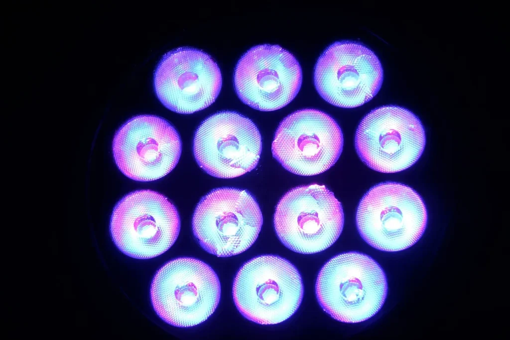 LED bulbs illuminating a room sustainably – how to make your home eco-friendly