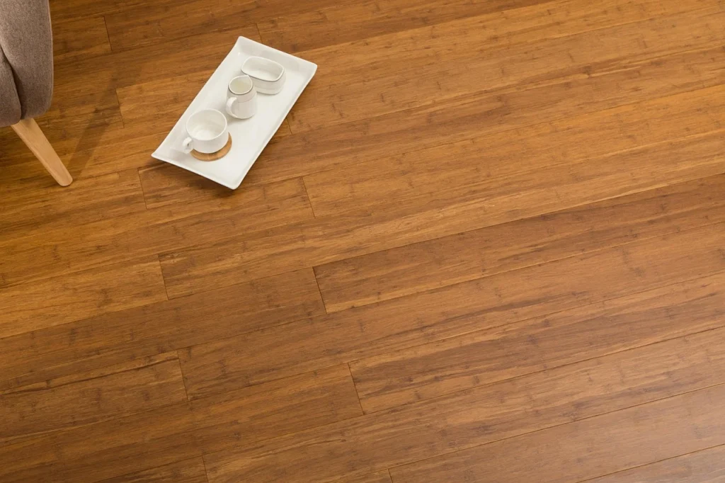Living room with bamboo flooring – how to make your home eco-friendly